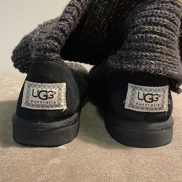 UGG Classic Cardy Knit Gold & Black Sweater Boots Size 6 - Picture 3 of 11